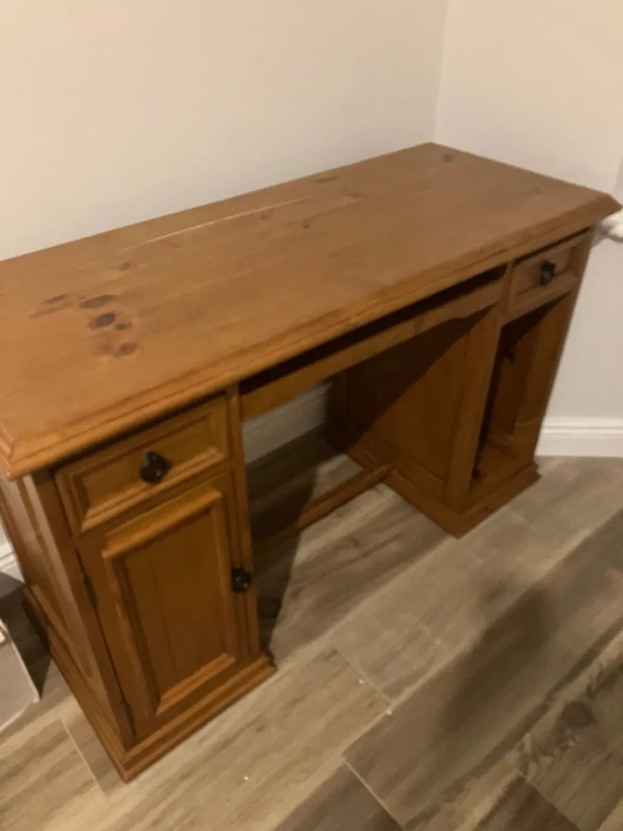 Study Desk/Pine - Image 1