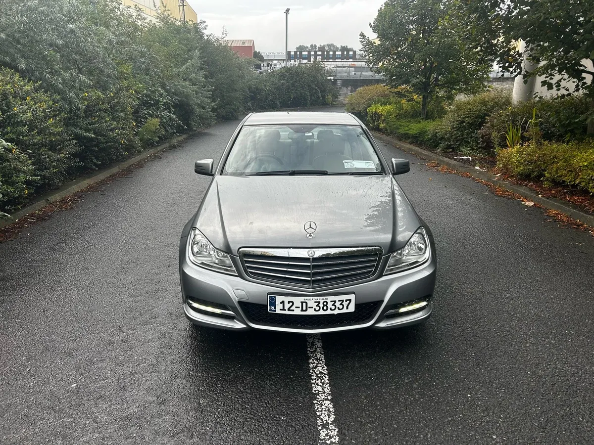 Mercedes Benz C200 - Image 2