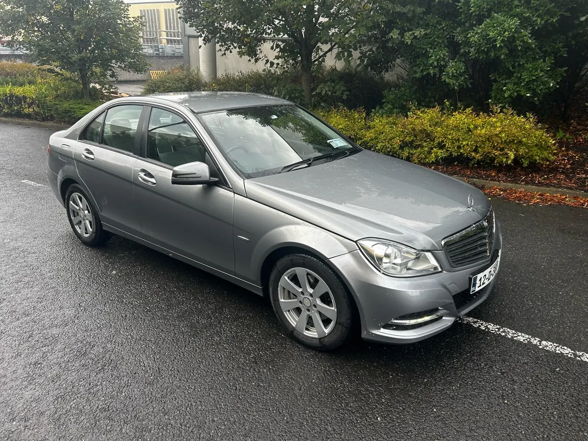 Mercedes Benz C200 - Image 4