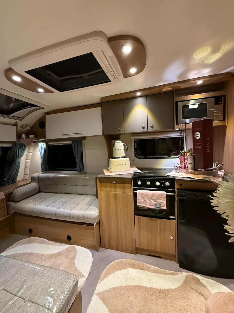 2018 Bailey pursuit 530-4 - Image 1
