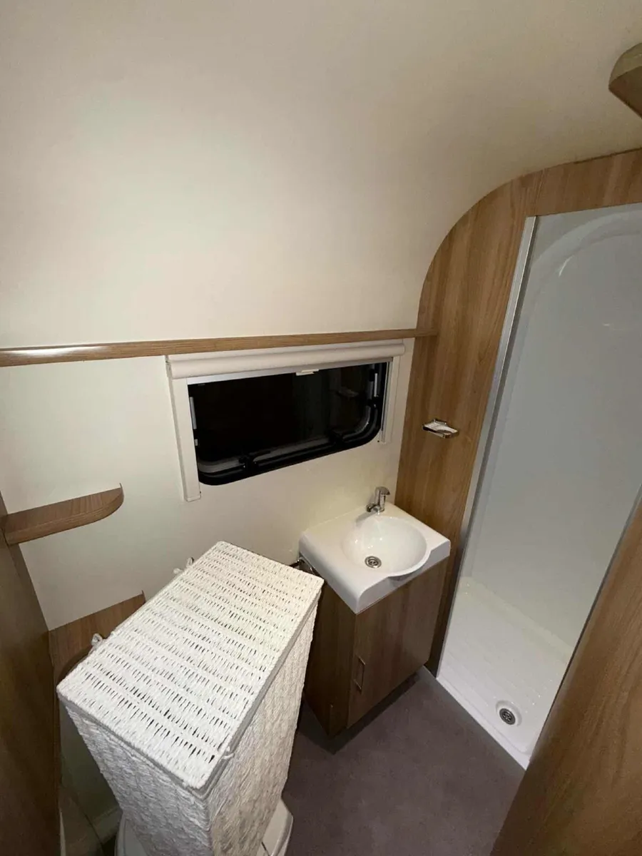 2018 Bailey pursuit 530-4 - Image 4