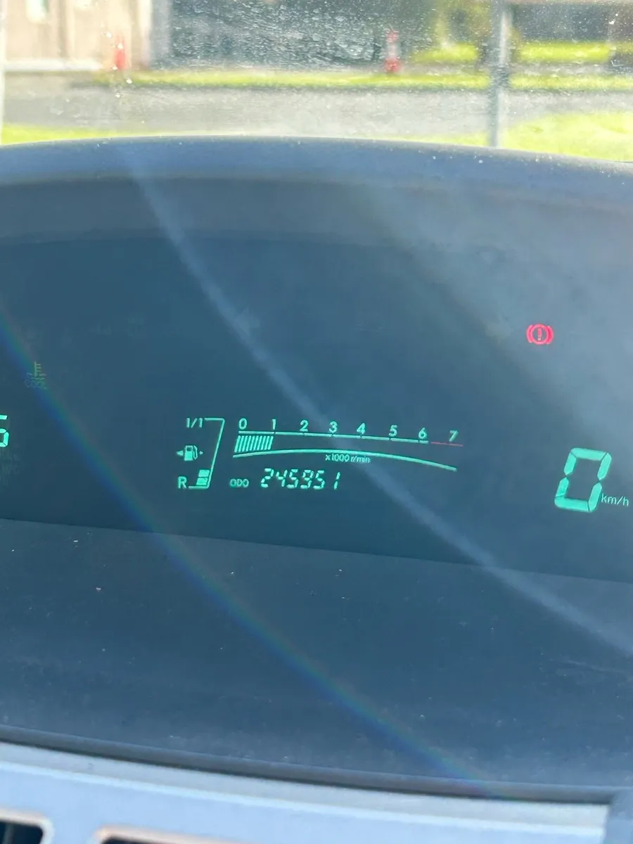 Toyota Yaris - Image 4