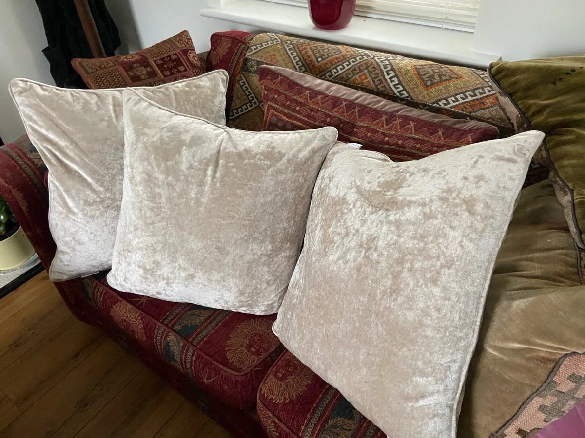 Cushions - Catherine Lansfield covers - Image 1
