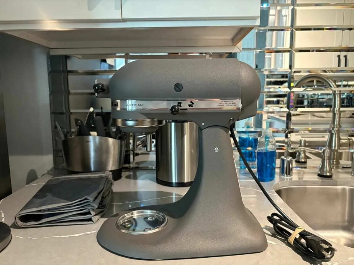 Kitchen Aid Artisan Mixer - Image 1