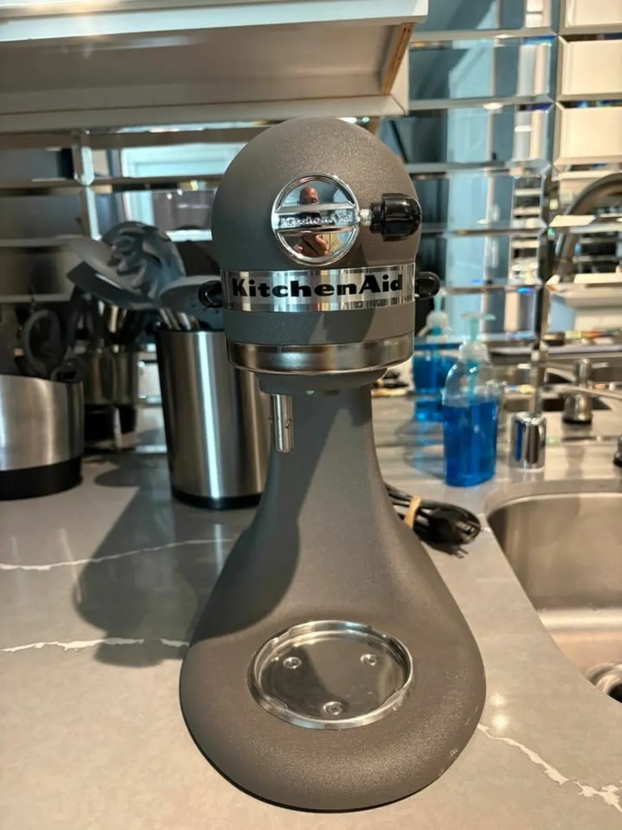 Kitchen Aid Artisan Mixer - Image 4