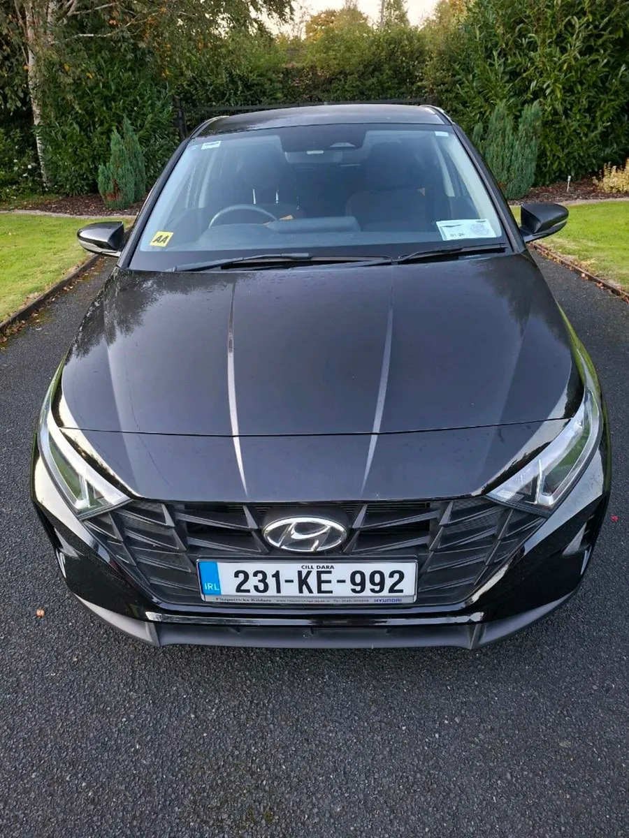 Hyundai i20 Deluxe Plus - Image 3