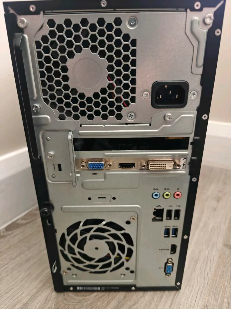 HP 570 Desktop- I7-7700 - Image 2