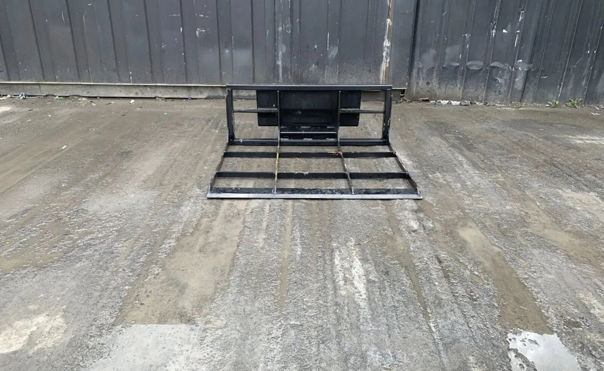 Brand New Mini Skid Steer Landplane - Image 1