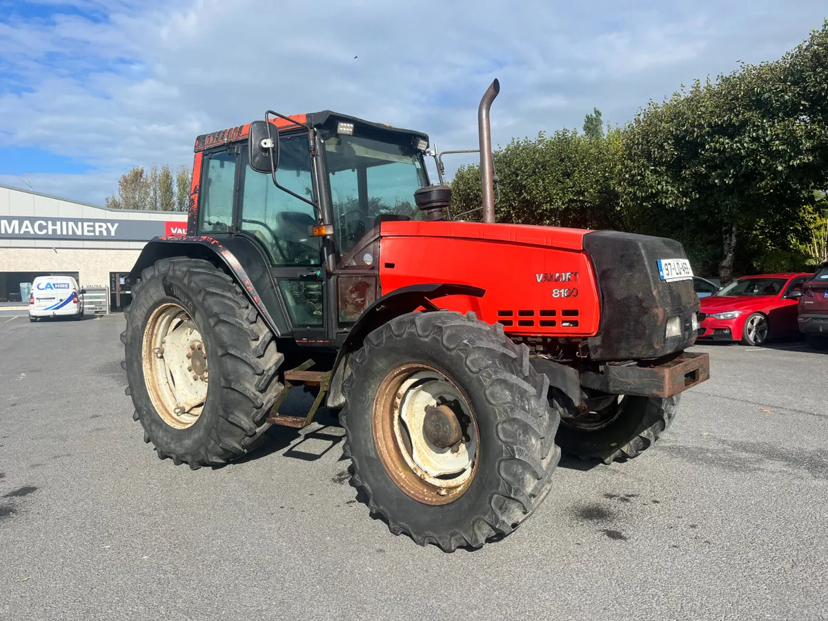 Valtra 8100 - Image 1