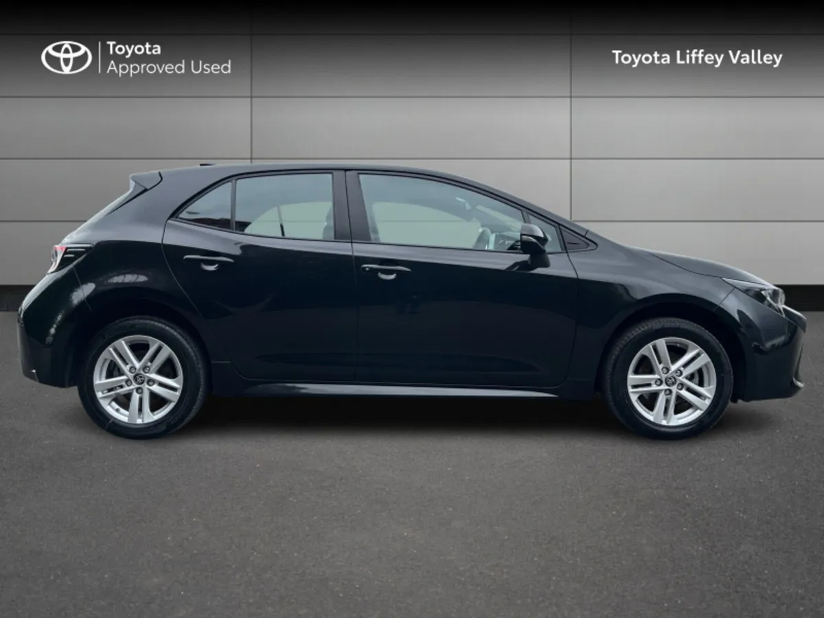 Toyota Corolla COROLLA HYBRID LUNA H/B - Image 3