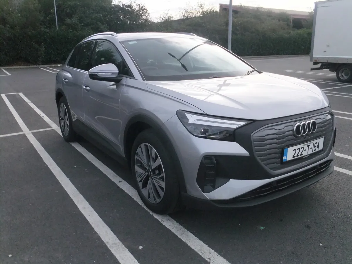 Audi Q4 E-tron 2022 40 Advance - Image 1