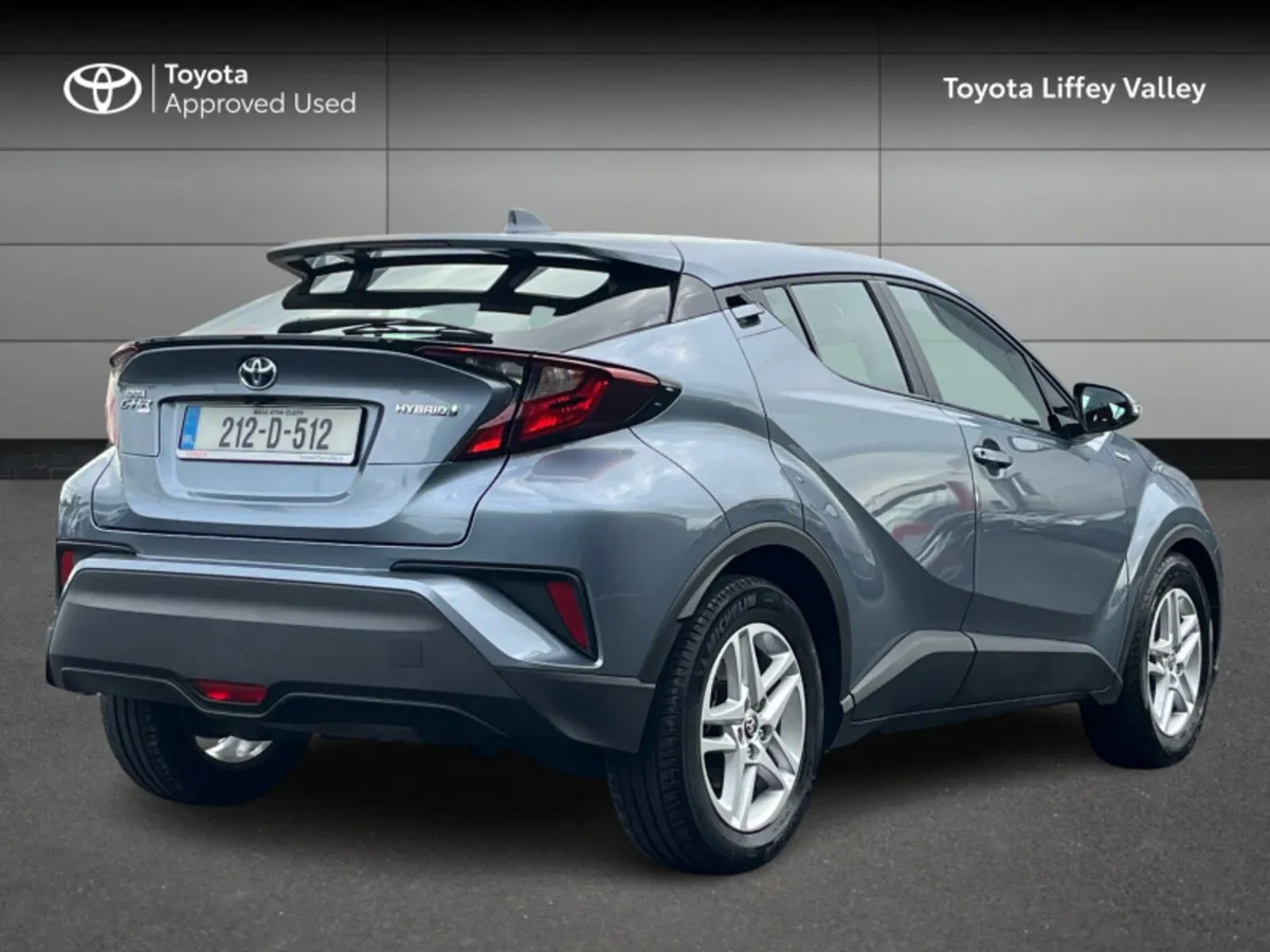 Toyota C-HR CHR 1.8 HYBRID LUNA 4DR A AUTO - Image 2