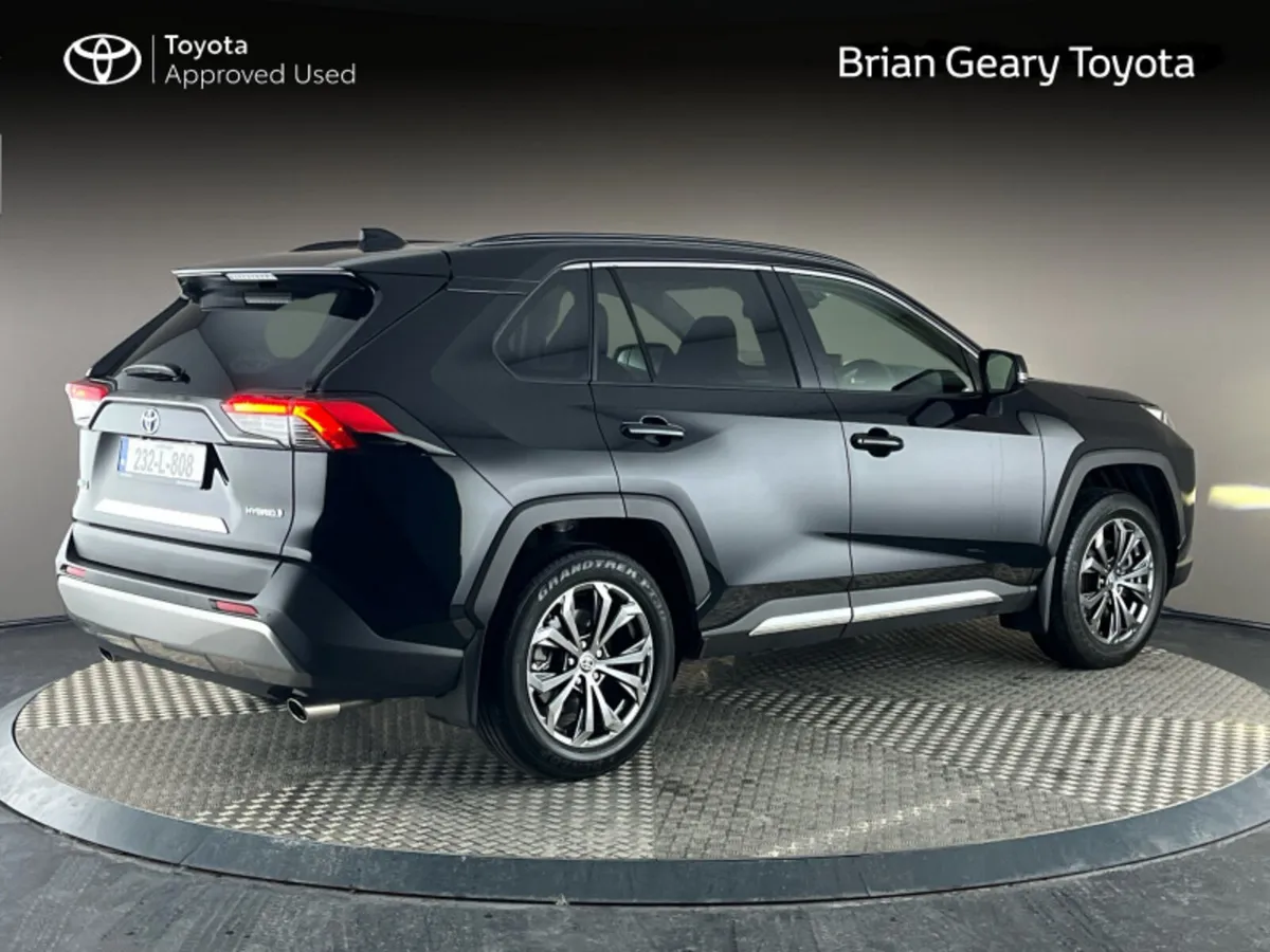 Toyota RAV4 HYBRID SOL - Image 2