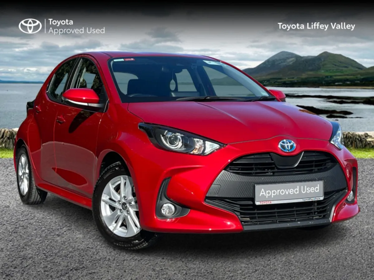 Toyota Yaris 1.5 HYBRID LUNA 4DR AUTO - Image 1
