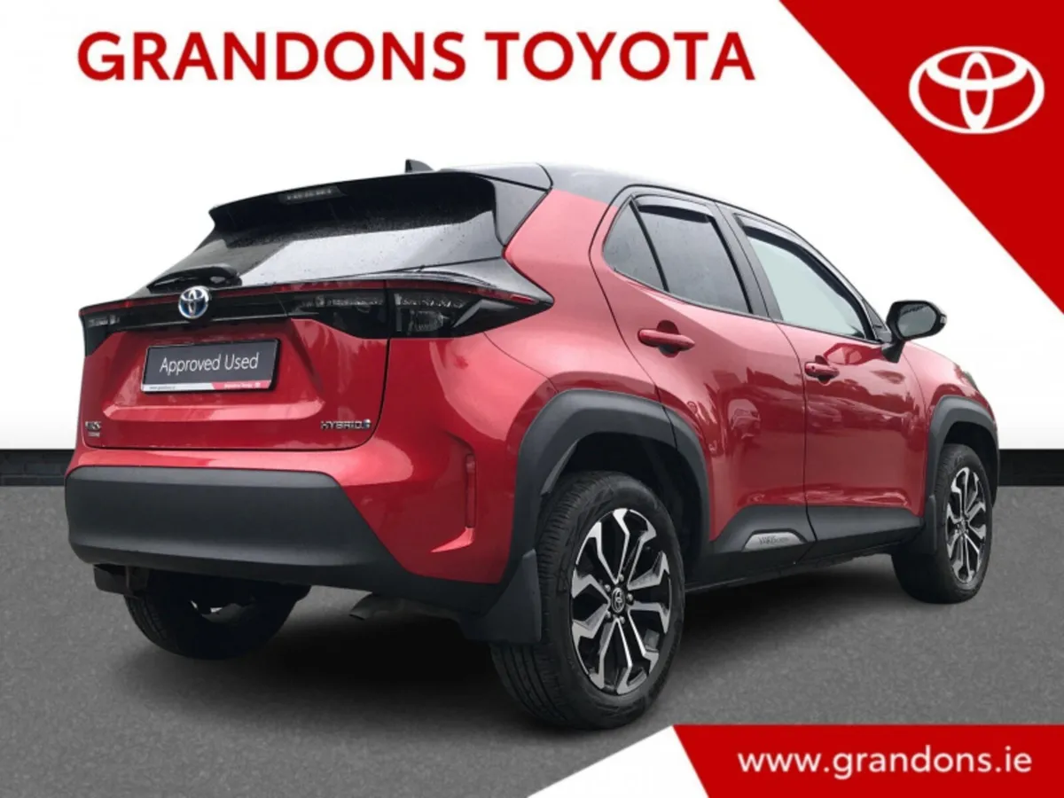 Toyota Yaris Cross LUNA SPORT - LOW MILEAGE - GRAN - Image 2