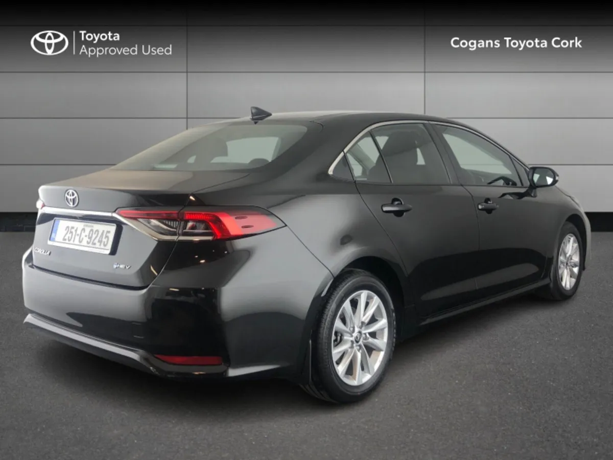 Toyota Corolla Luna Saloon - Image 2