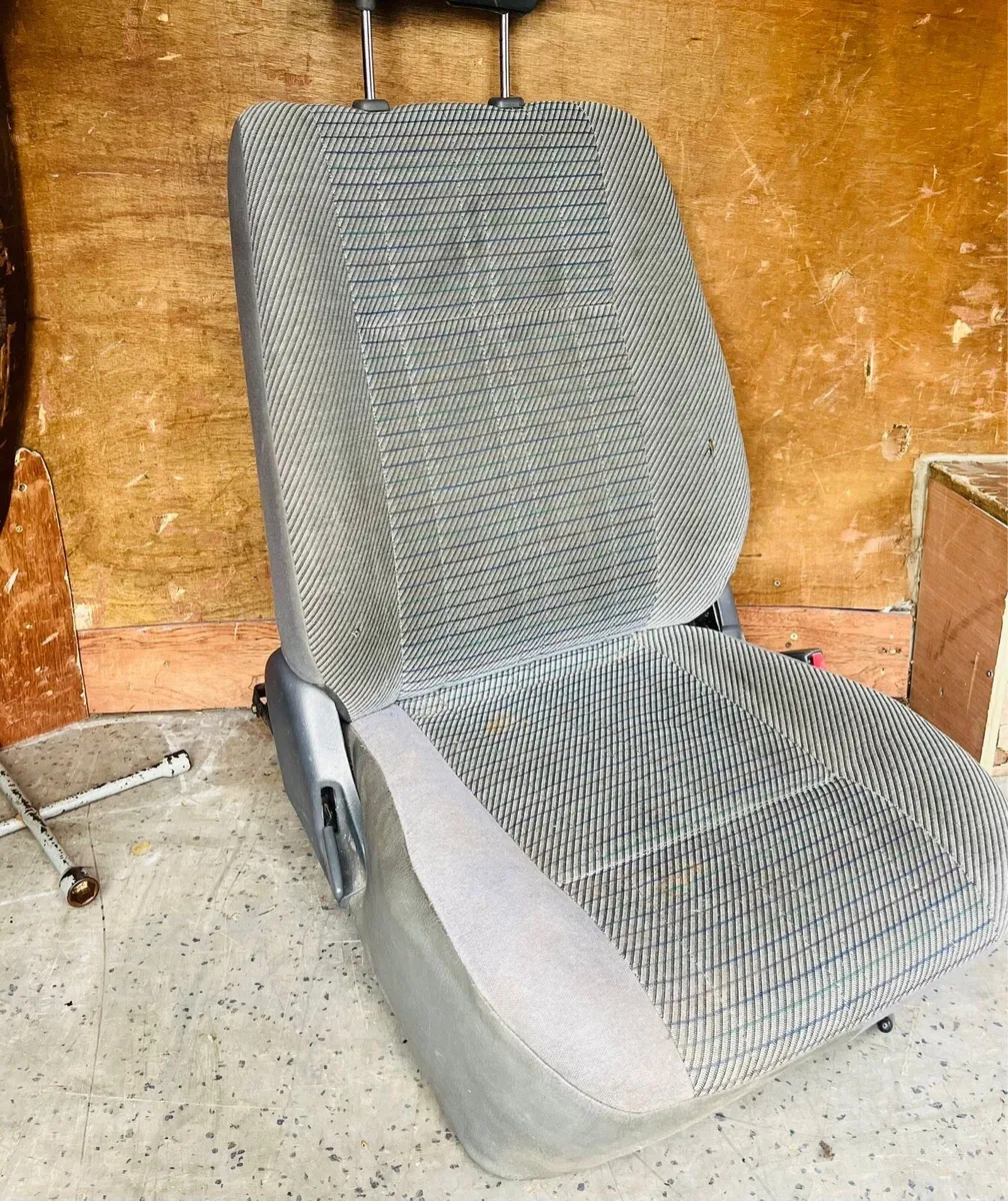 Parts for Toyota hiace - Image 3