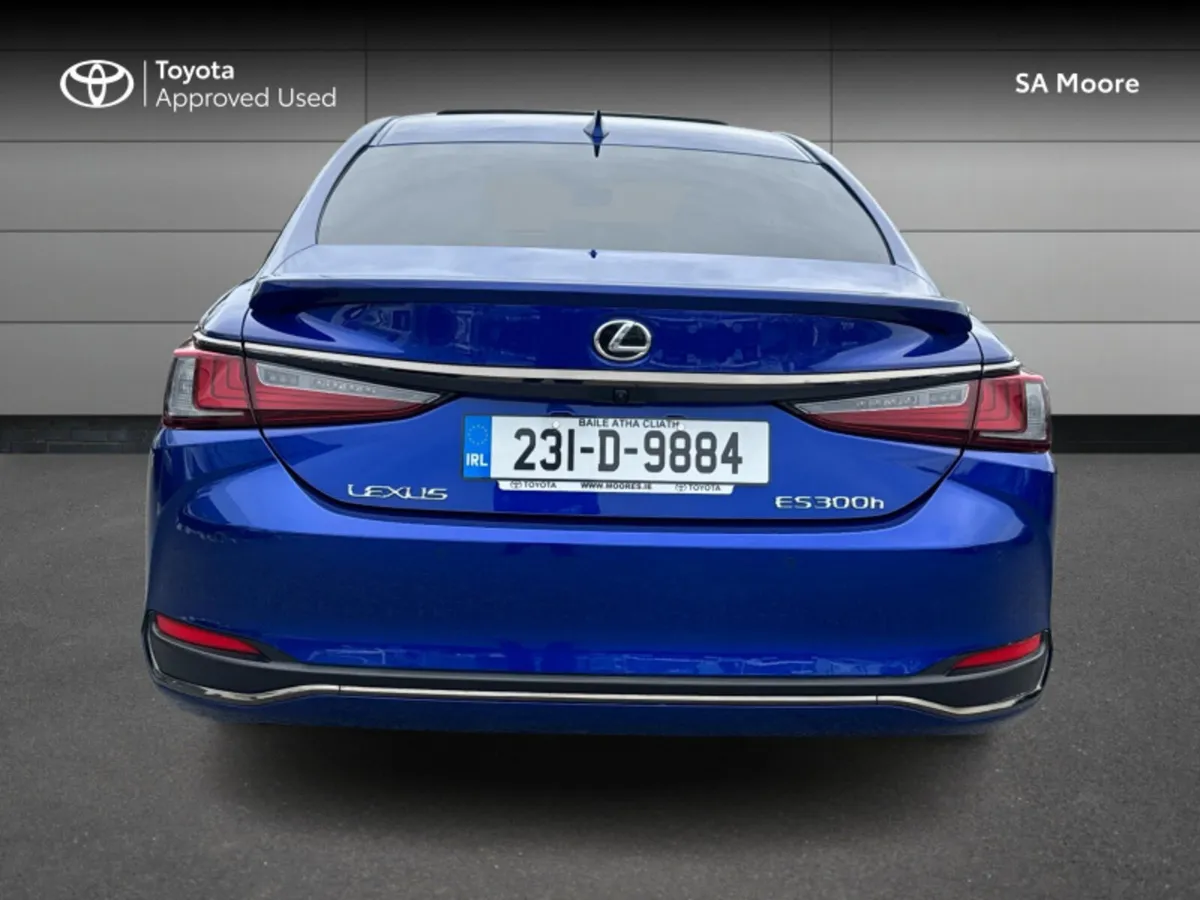 Lexus ES F-SPORT - Image 4