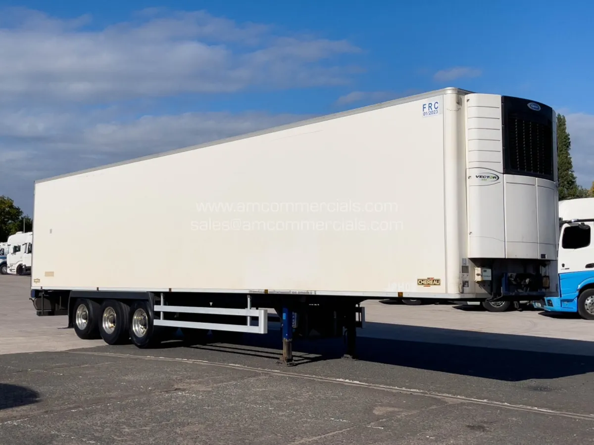 2017 CHEREAU SINGLE TEMP FRIDGE TRAILER - Image 1