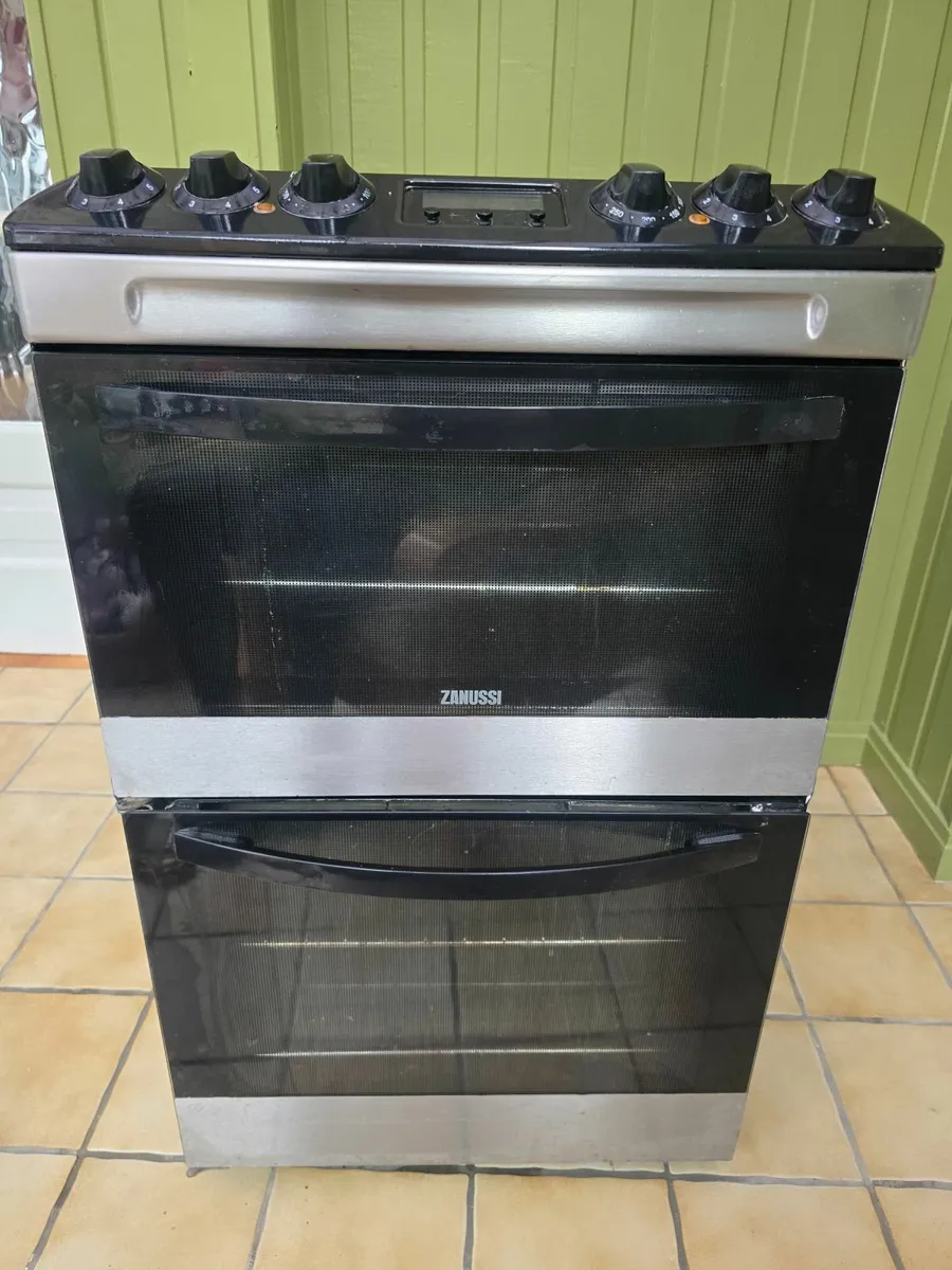 Freestanding Zanussi Cooker - Image 1