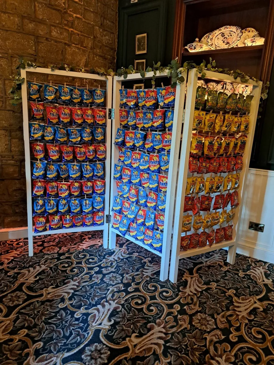 Crisp Wall - Image 1