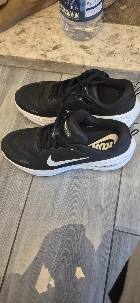 Shoes - Image 2