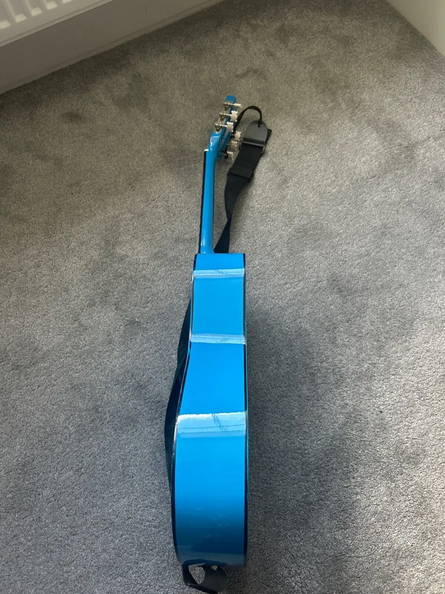Guitar - Image 3