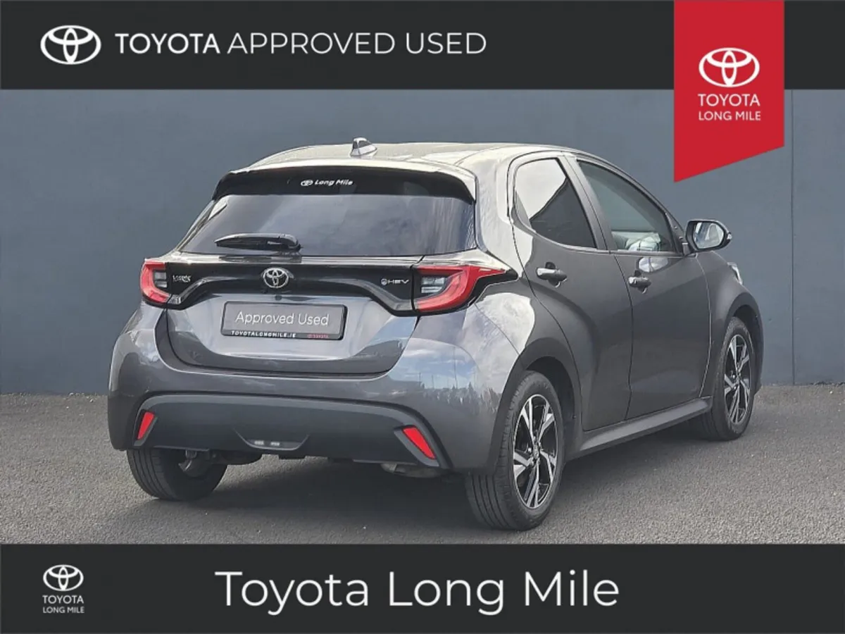 Toyota Yaris 1.5 Hybrid Luna Sport 5dr - Image 3