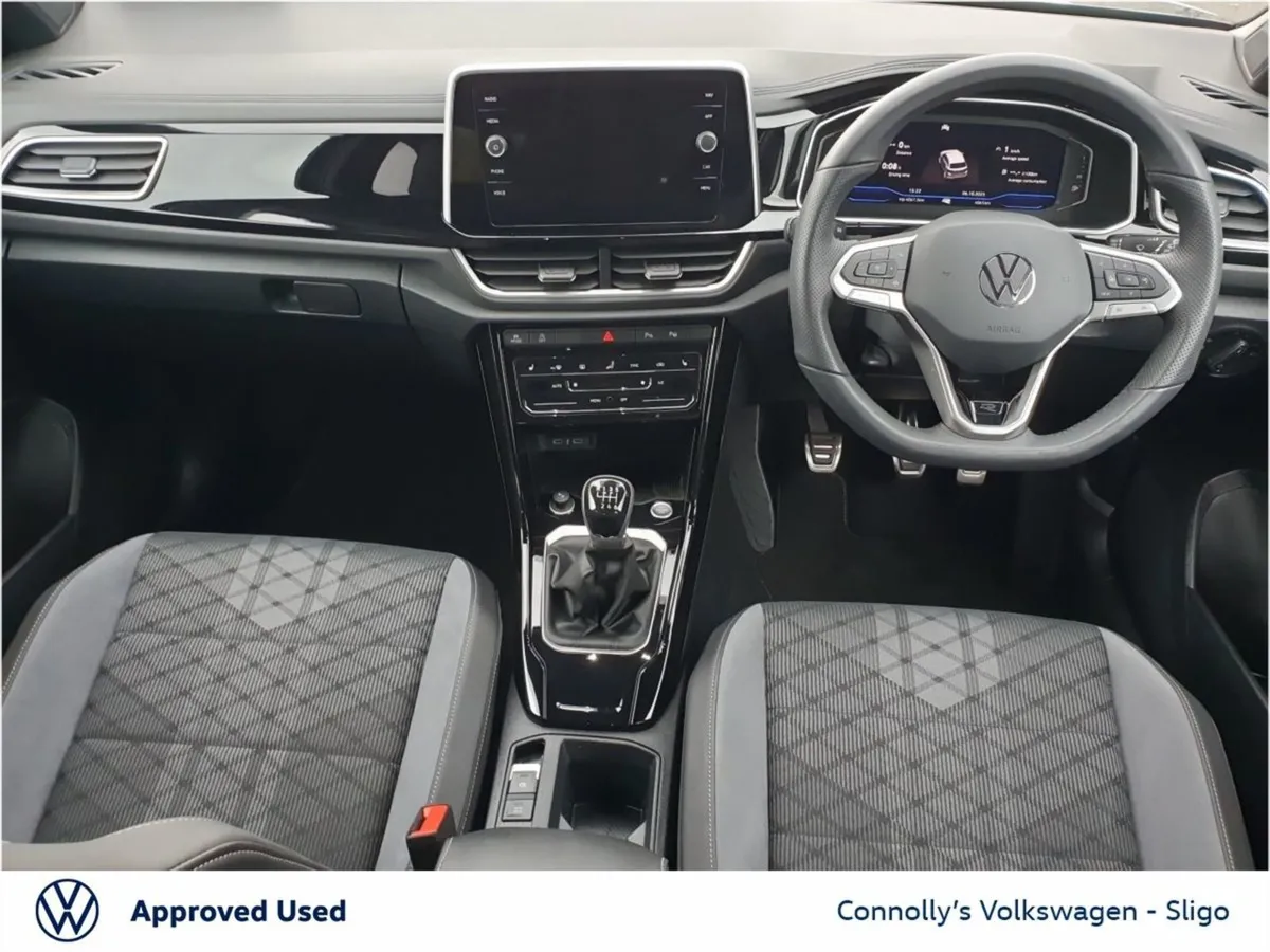 Volkswagen T-Roc Rline 75 1.0tsi 116HP - Image 3
