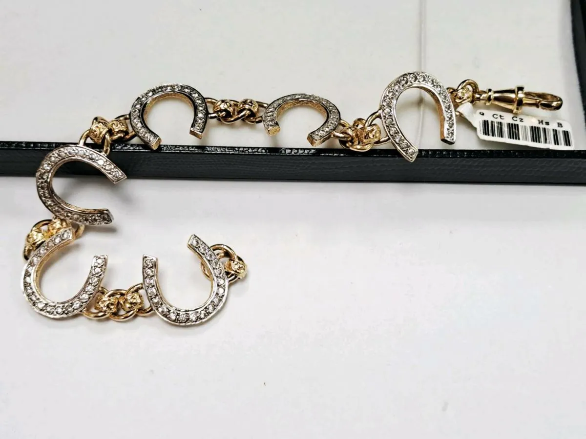 9K Gold horseshoe Bracelet 9CT - Image 3