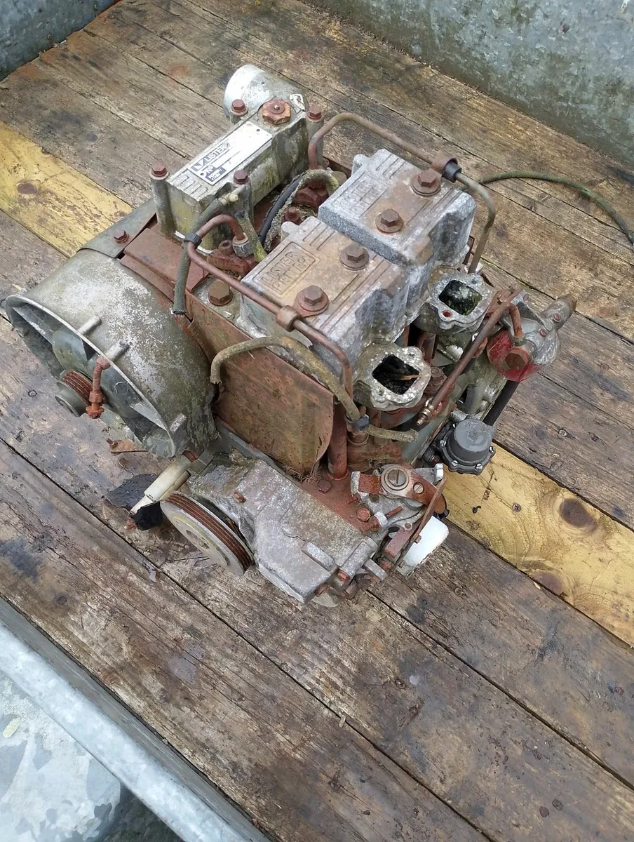 Lister twin cylinder diesel engine - Image 2