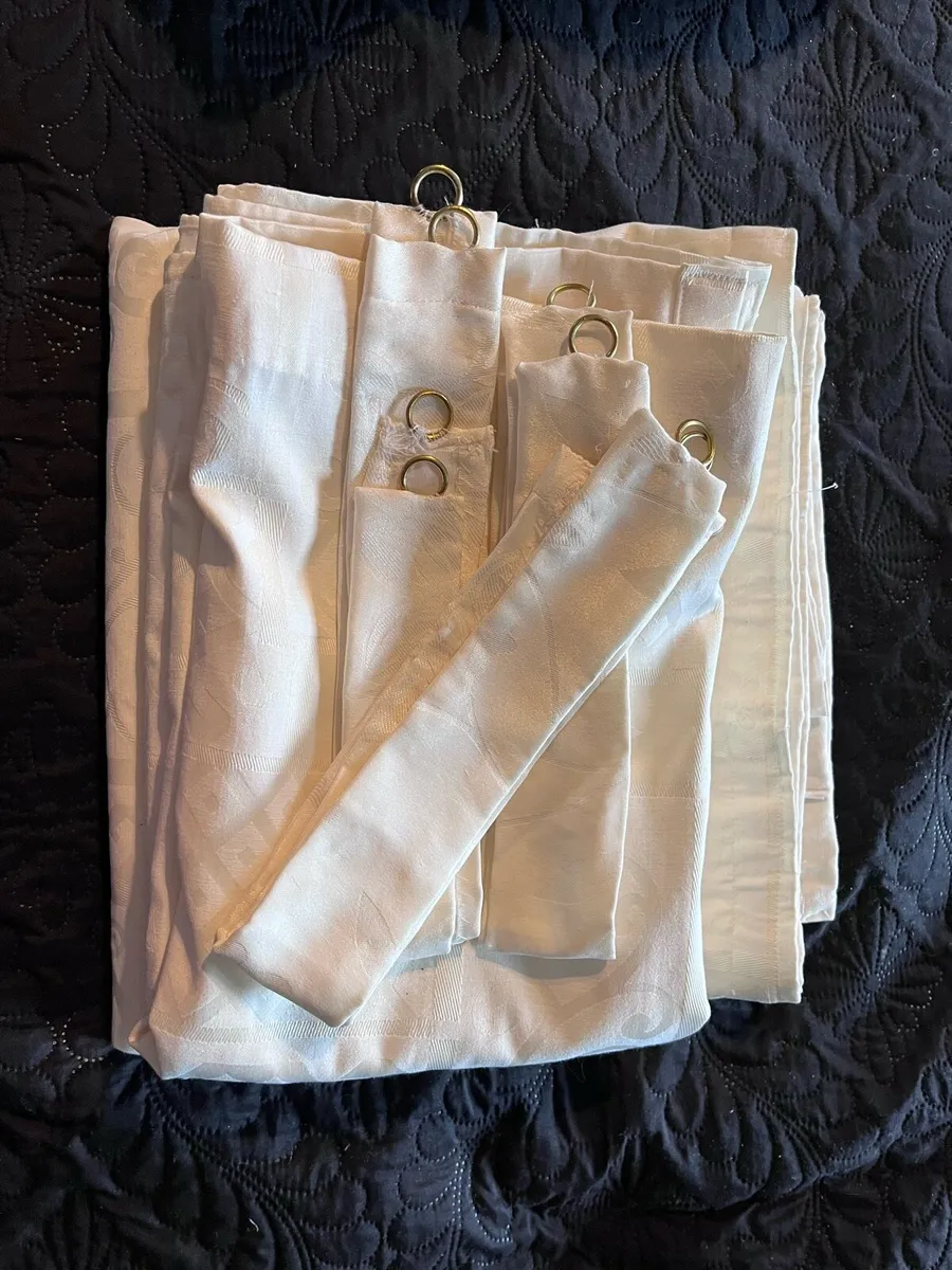 Curtains - Image 1