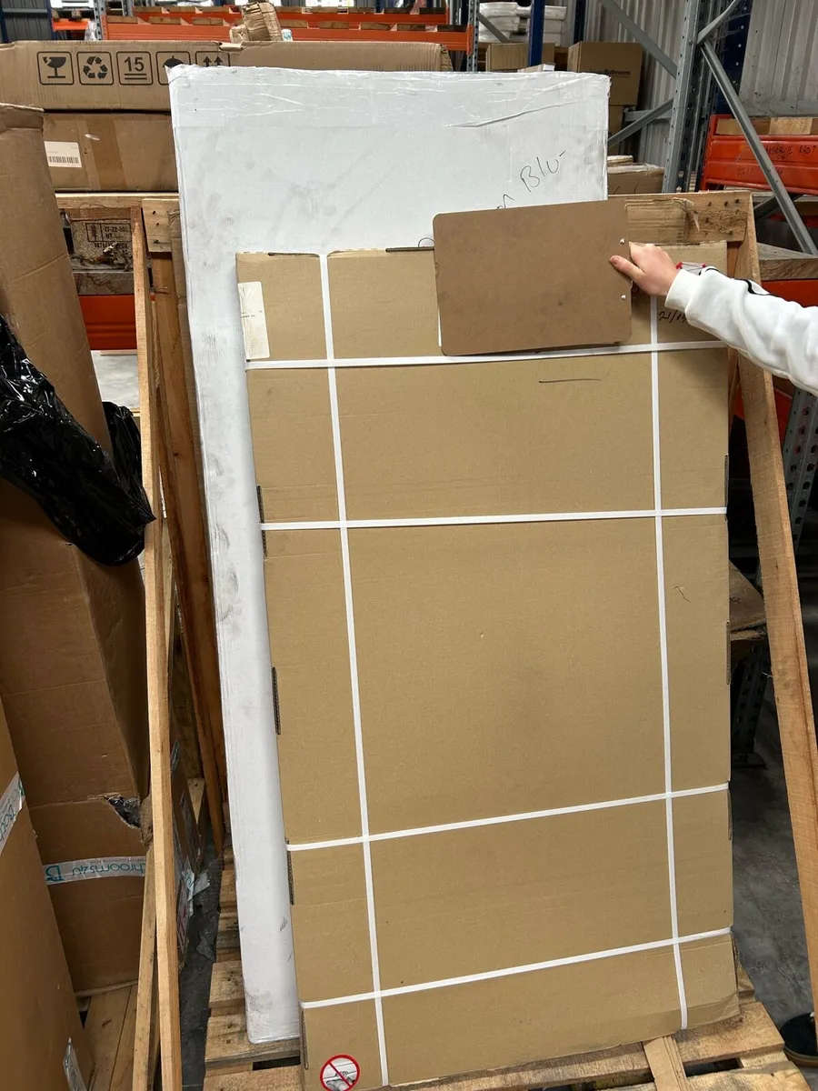 Bathroom clearance sale - Image 3