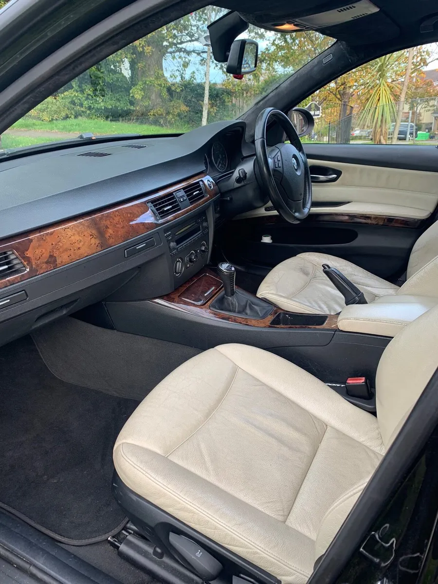 BMW 316i 2007 - Image 3