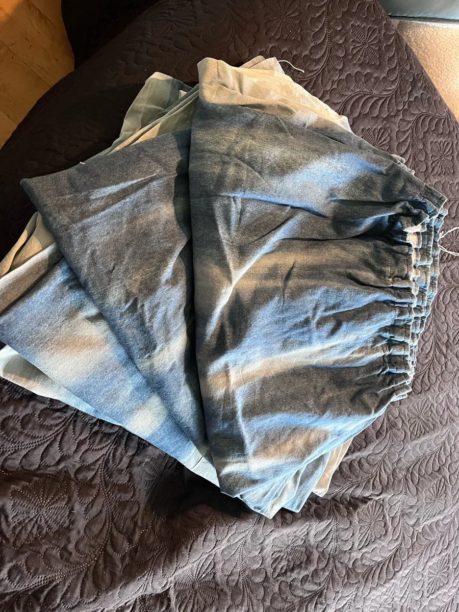 Curtains - Image 3