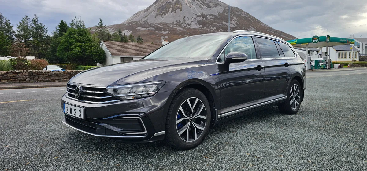 Volkswagen Passat  GTE Petrol Hybrid 2023 - Image 1