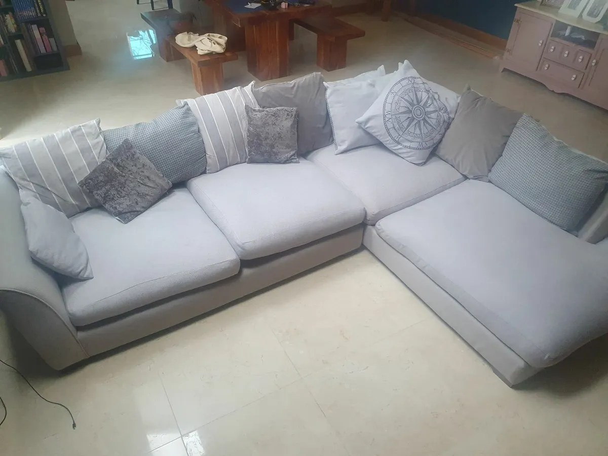Left hand facing corner couch - Image 1