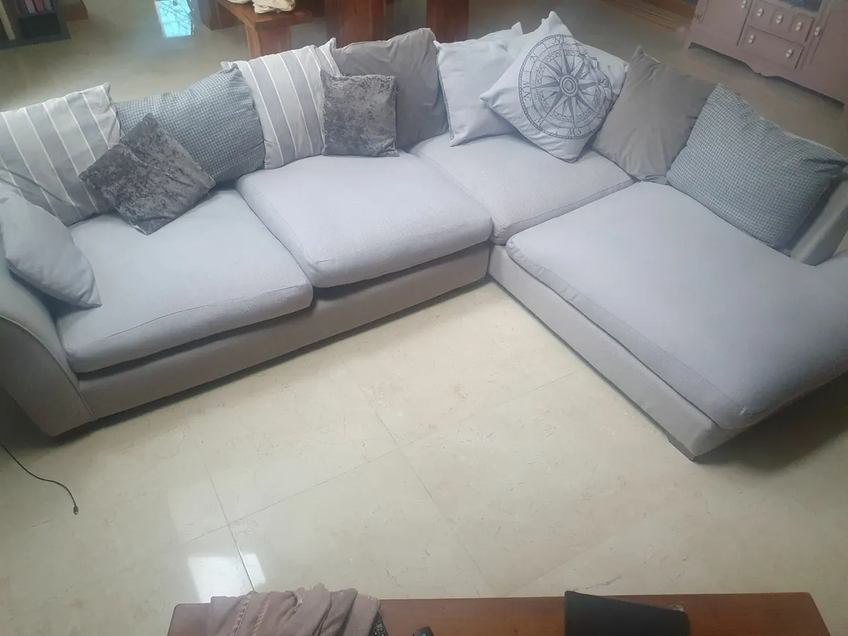 Left hand facing corner couch - Image 2