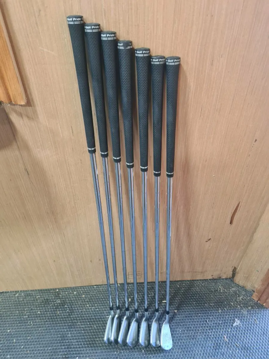 Srixon Zx4 Mk Ii / Zx5 Mk Ii Combo Irons / 5-pw-aw - Image 1