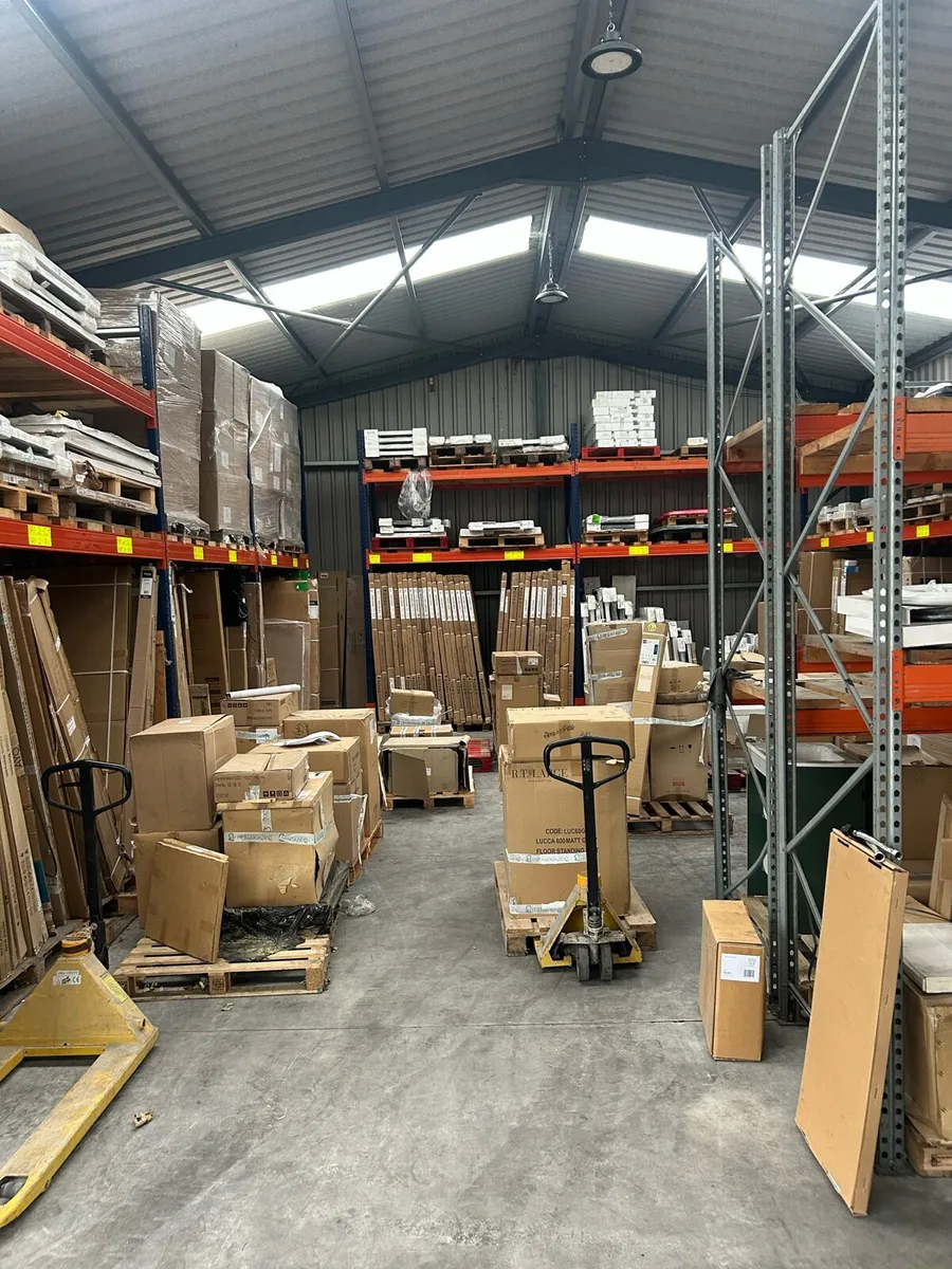 Bathroom warehouse clearance sale - Image 2