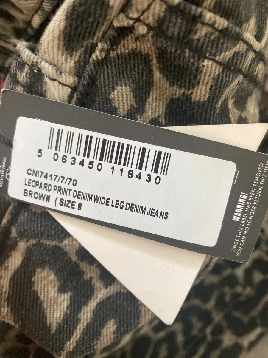 Clothes - Image 4