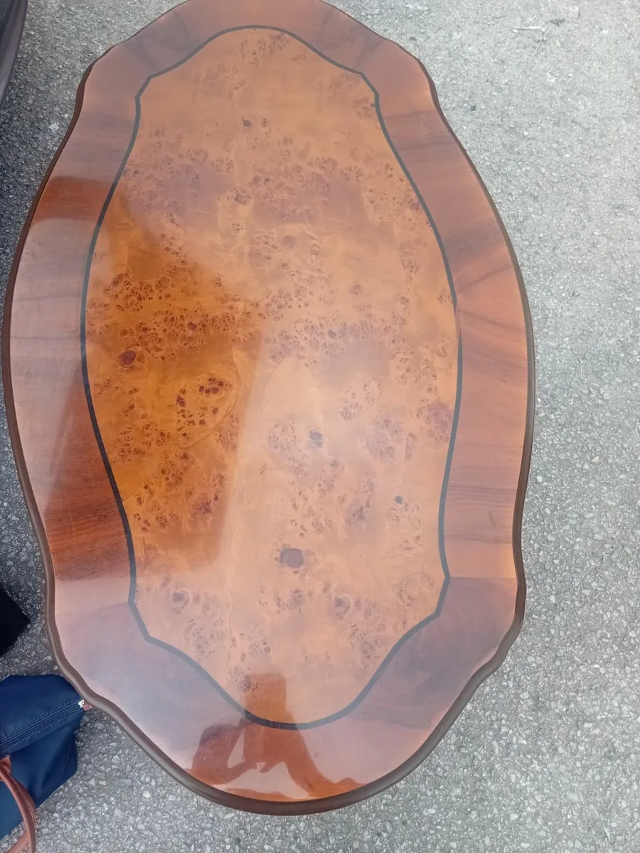 Coffee table - Image 1