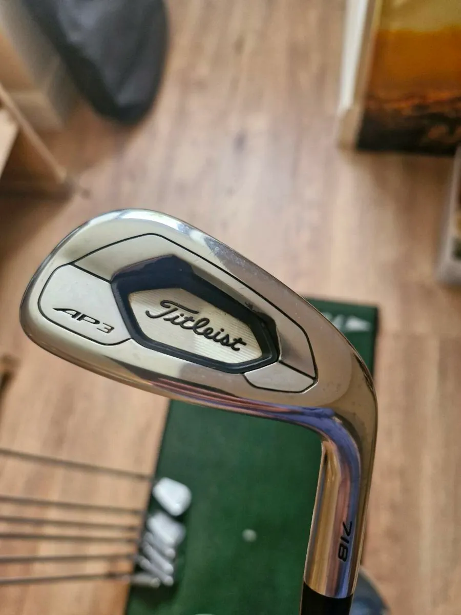 Titleist ap3 irons 5-GW - Image 1