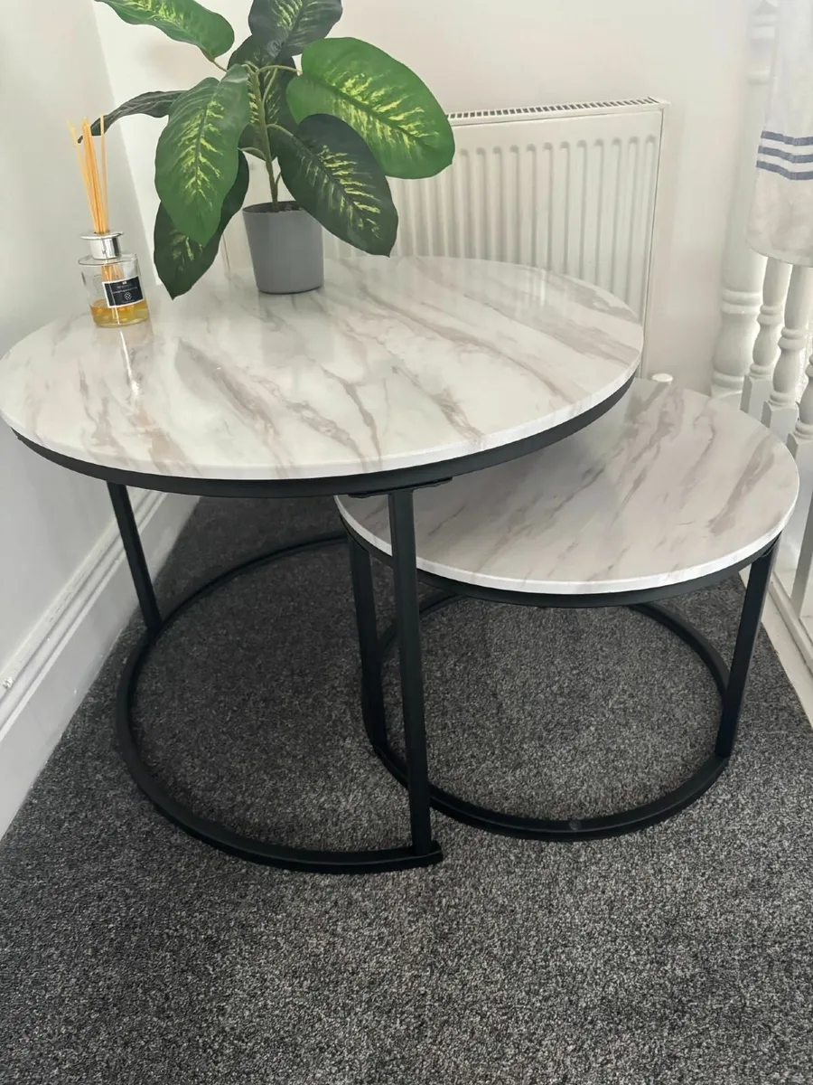 Nest of tables - Image 1