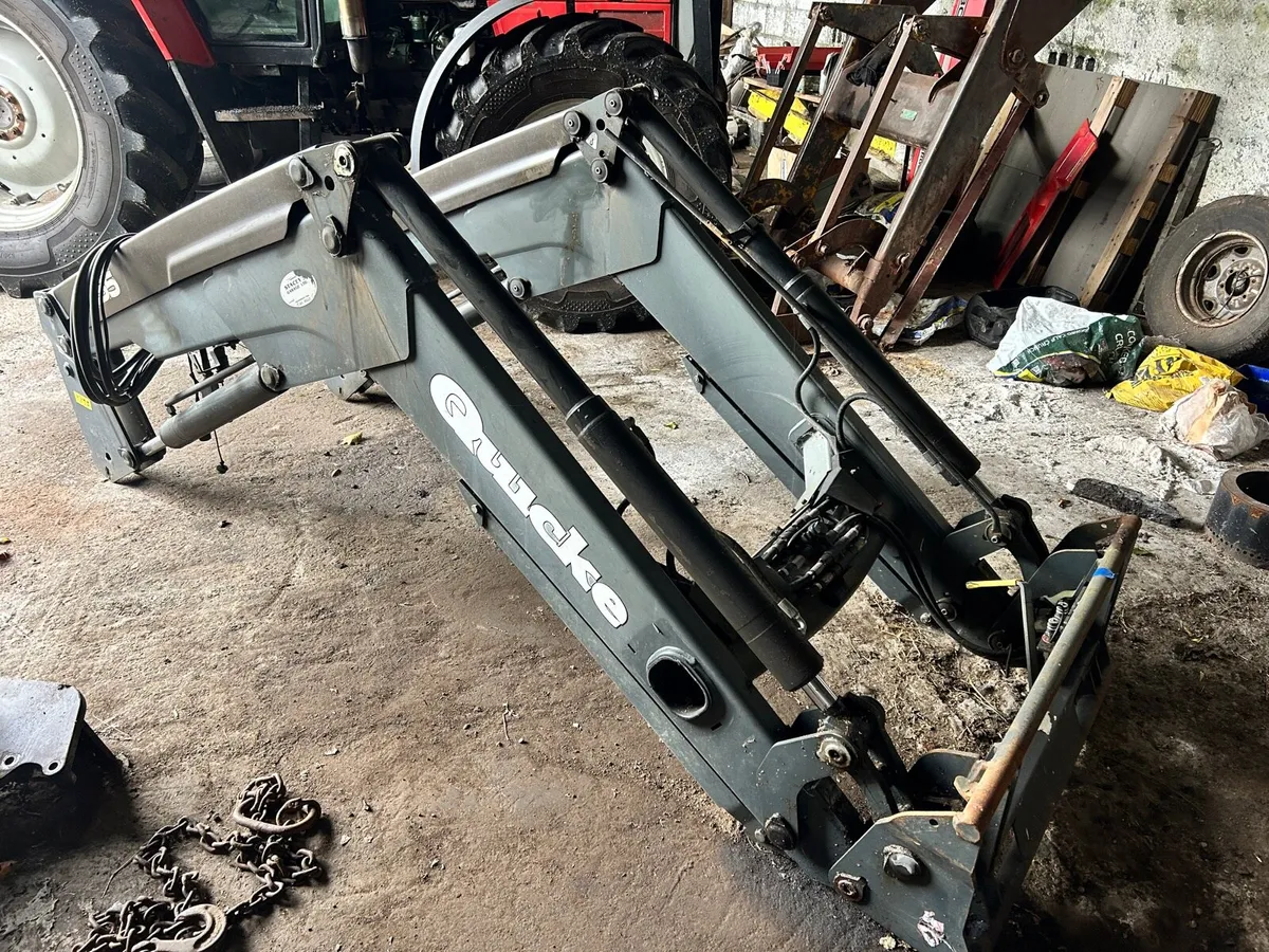 Quicke 55 Loader - Off MASSEY FERGUSON 6180 - Image 1