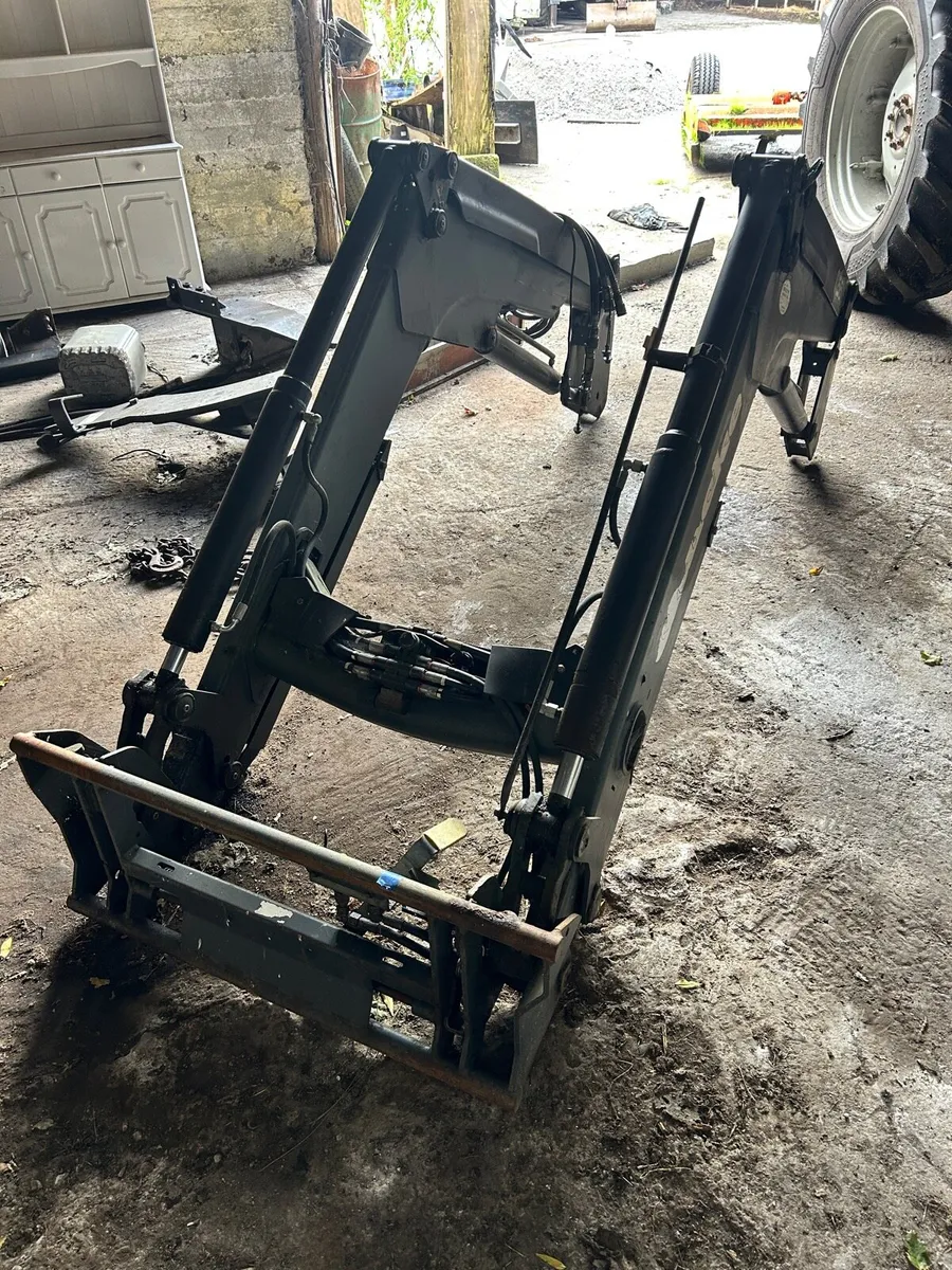 Quicke 55 Loader - Off MASSEY FERGUSON 6180 - Image 3