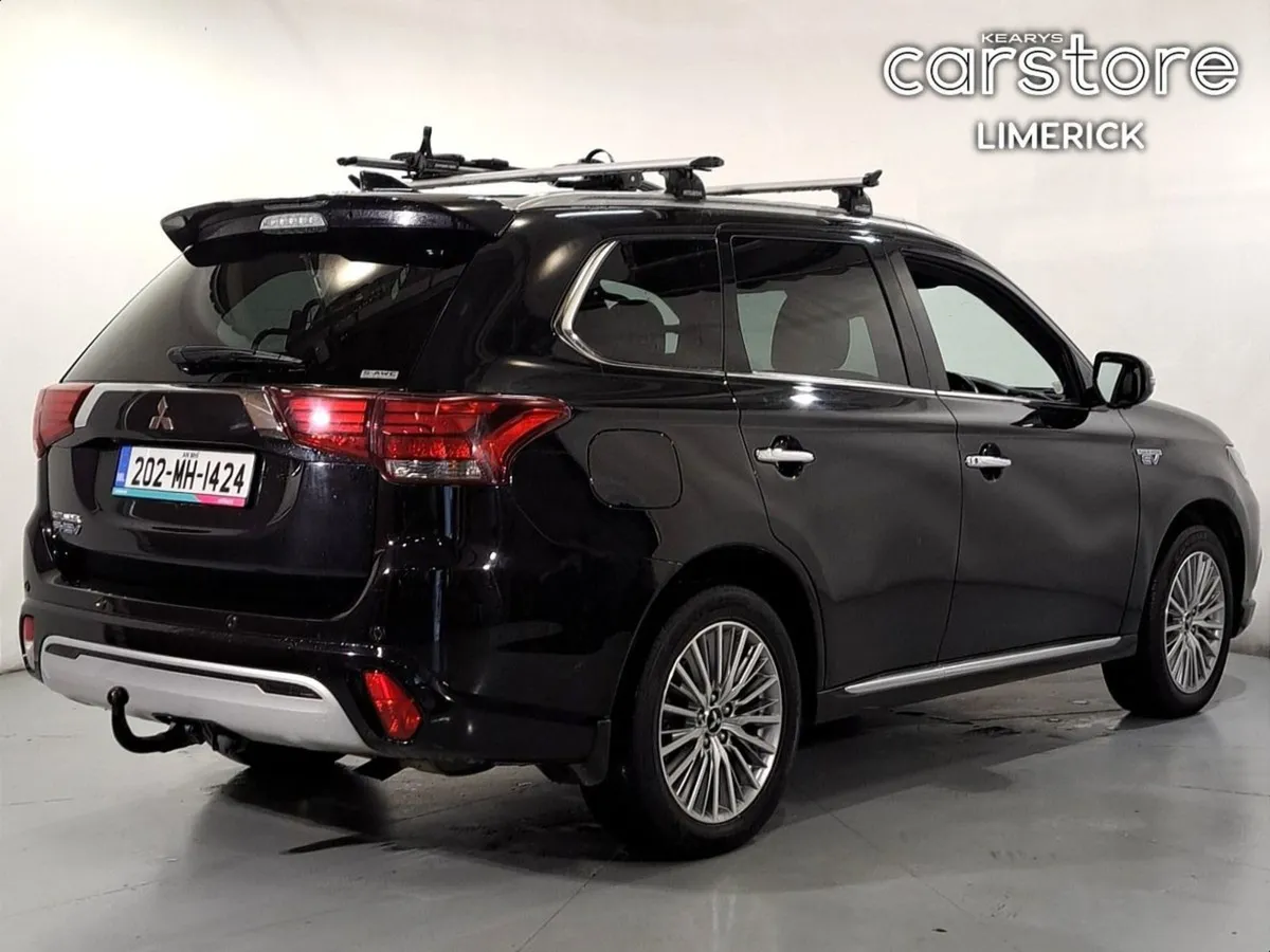 Mitsubishi Outlander 2.4l Plug-in EV Instyle 5 Se - Image 3
