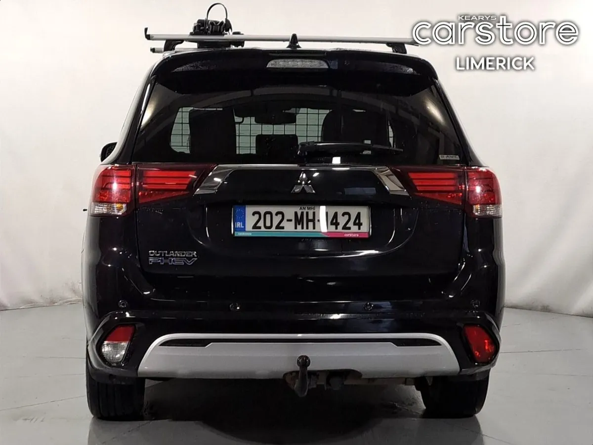 Mitsubishi Outlander 2.4l Plug-in EV Instyle 5 Se - Image 4