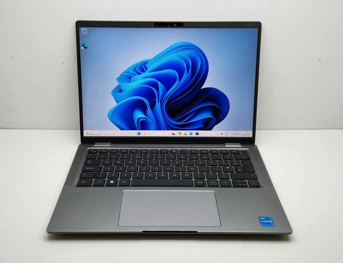 Dell Latitude 7440-i5(13gen)/16GB RAM/512GB Laptop