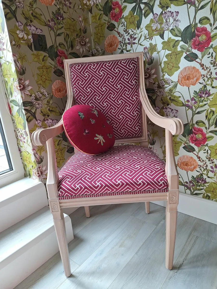 Beautiful Carved Solid  Wood Chair - Image 4